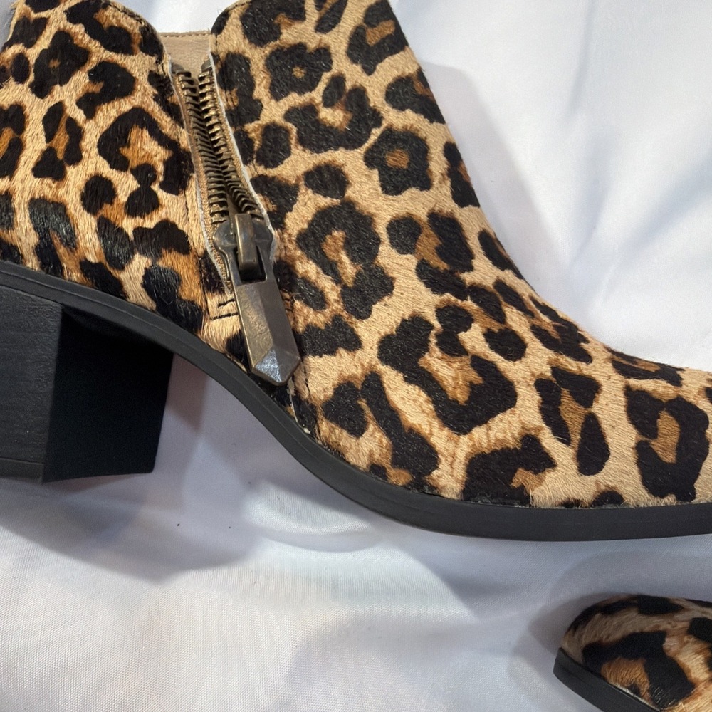 Michael Kors Cheetah Fur   Square‎ Heel Ankle Boots Size 9 NWT Dressy Casual - Picture 9 of 10
